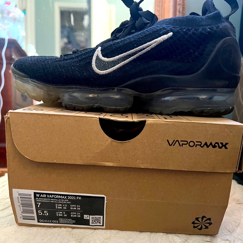 Woman Nike Vapormax